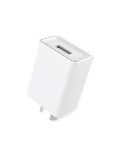Cargador Viajero 220v Salida CLASSIC USB 2.1A Blanco + Cable MicroUSB
